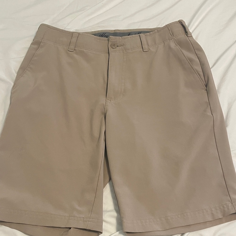 Ben Hogan Men's Beige Flat Front Golf Shorts. Size 30